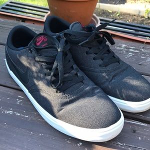 Nike SB Sneakers